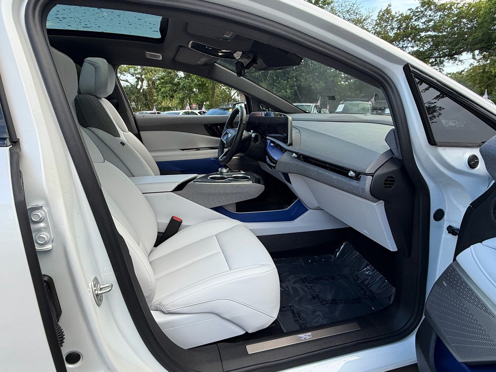 2025 Cadillac OPTIQ Sport