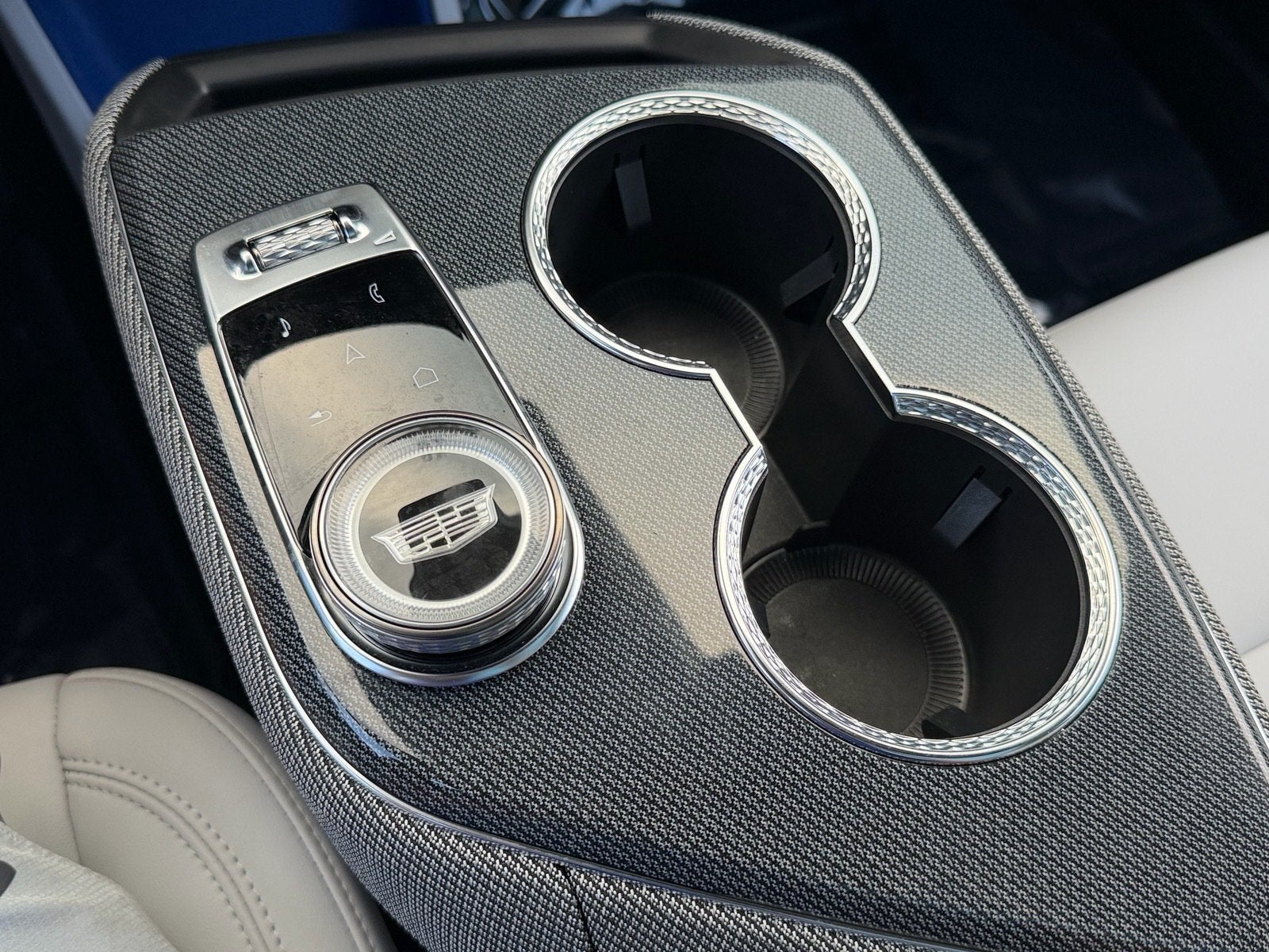 2025 Cadillac OPTIQ Sport