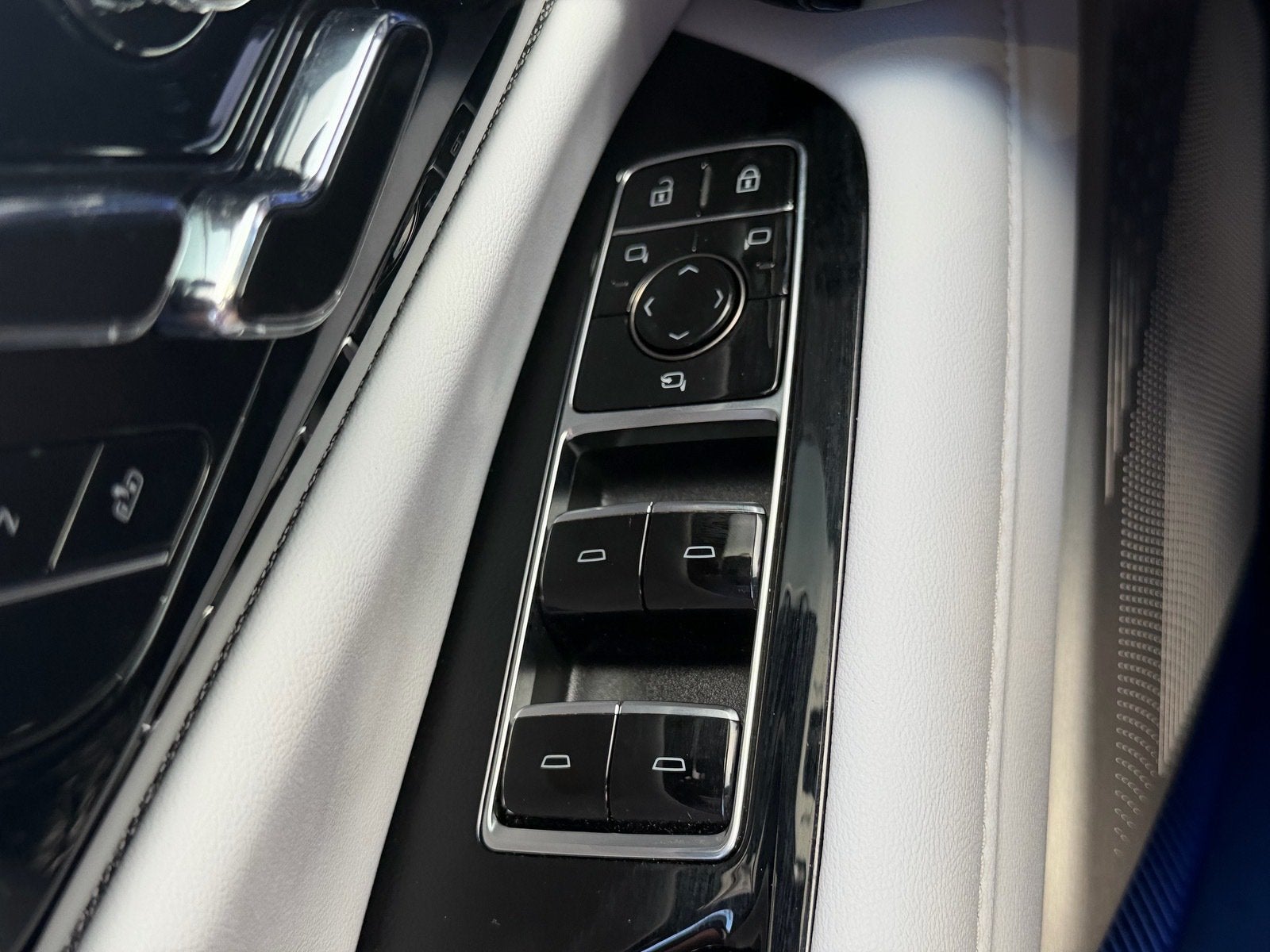 2025 Cadillac OPTIQ Sport