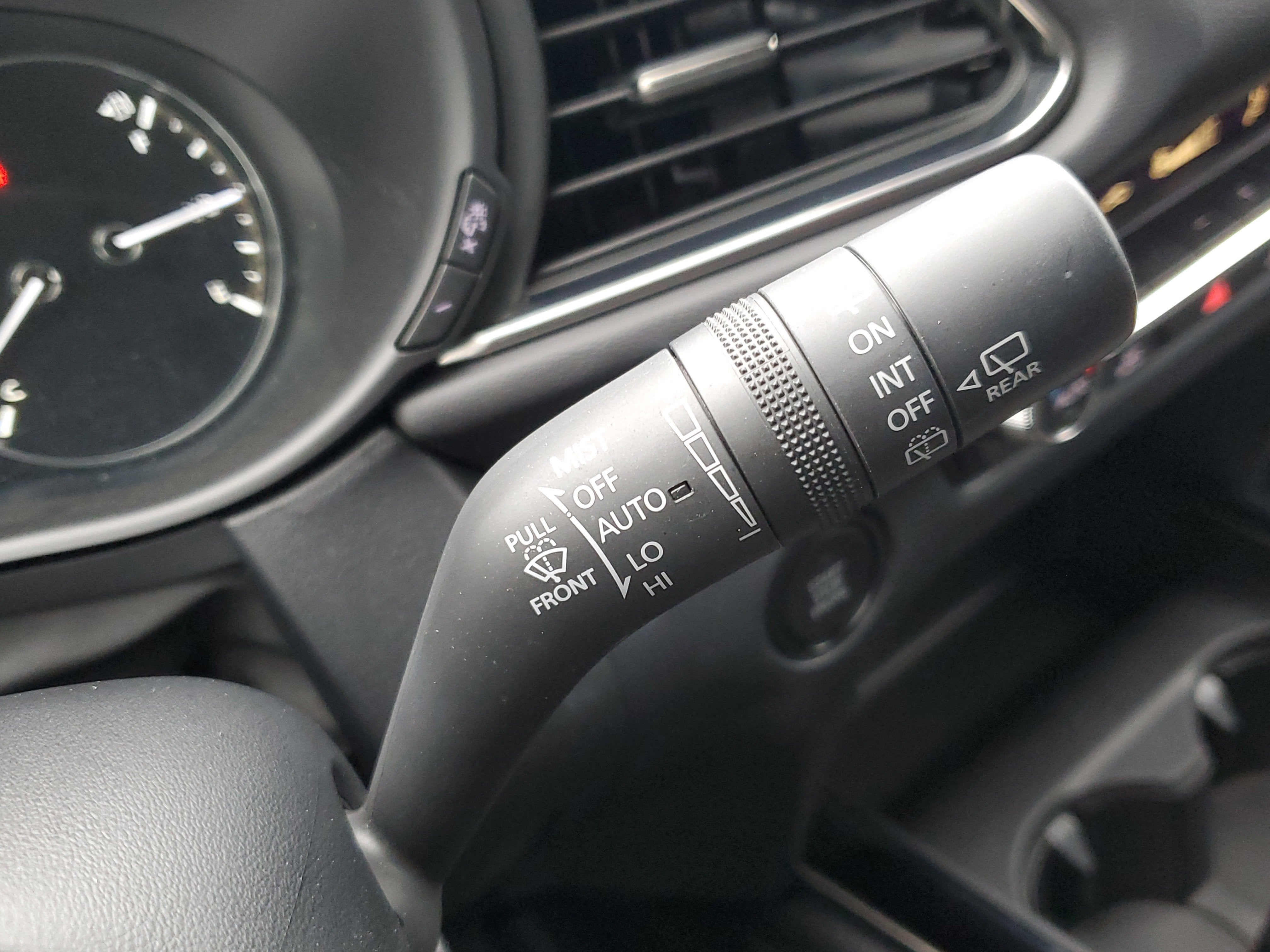 2023 Mazda Mazda CX-30 2.5 S Preferred Package 4WD