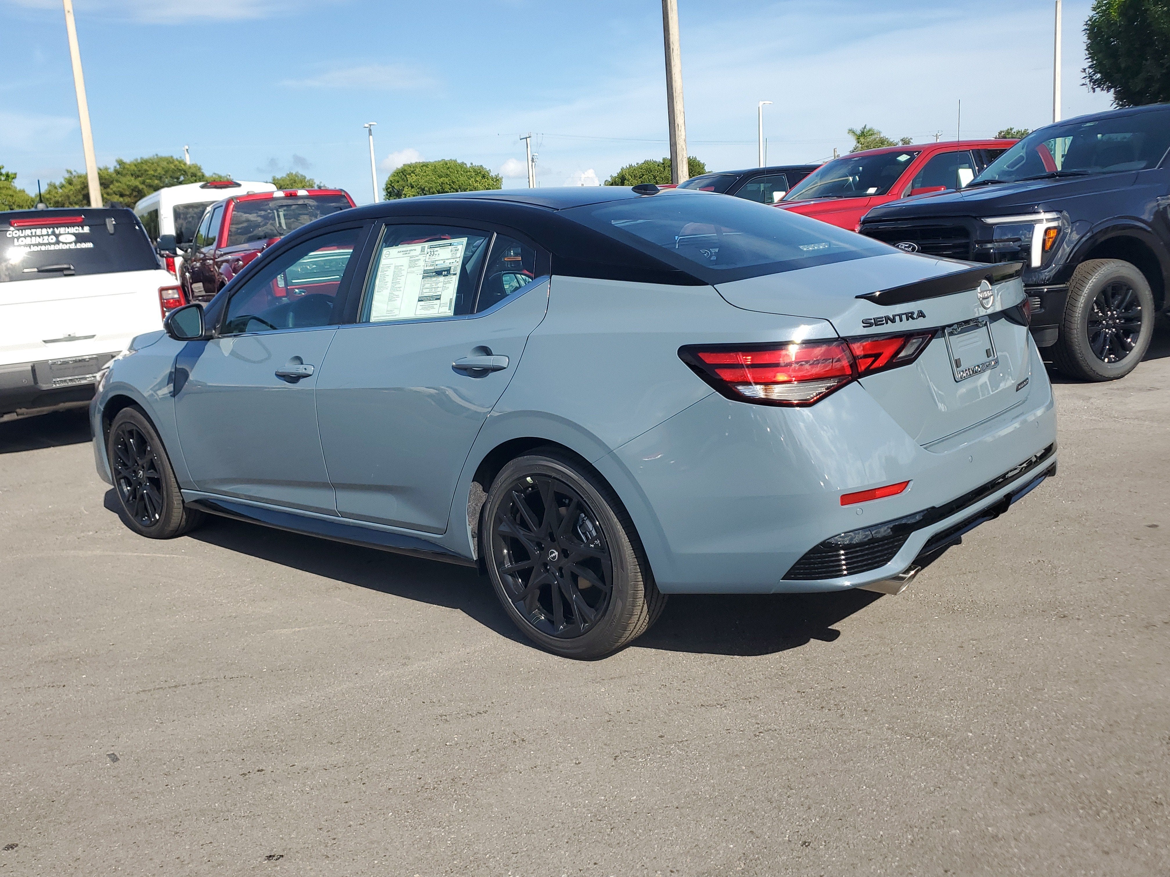 2025 Nissan Sentra SR