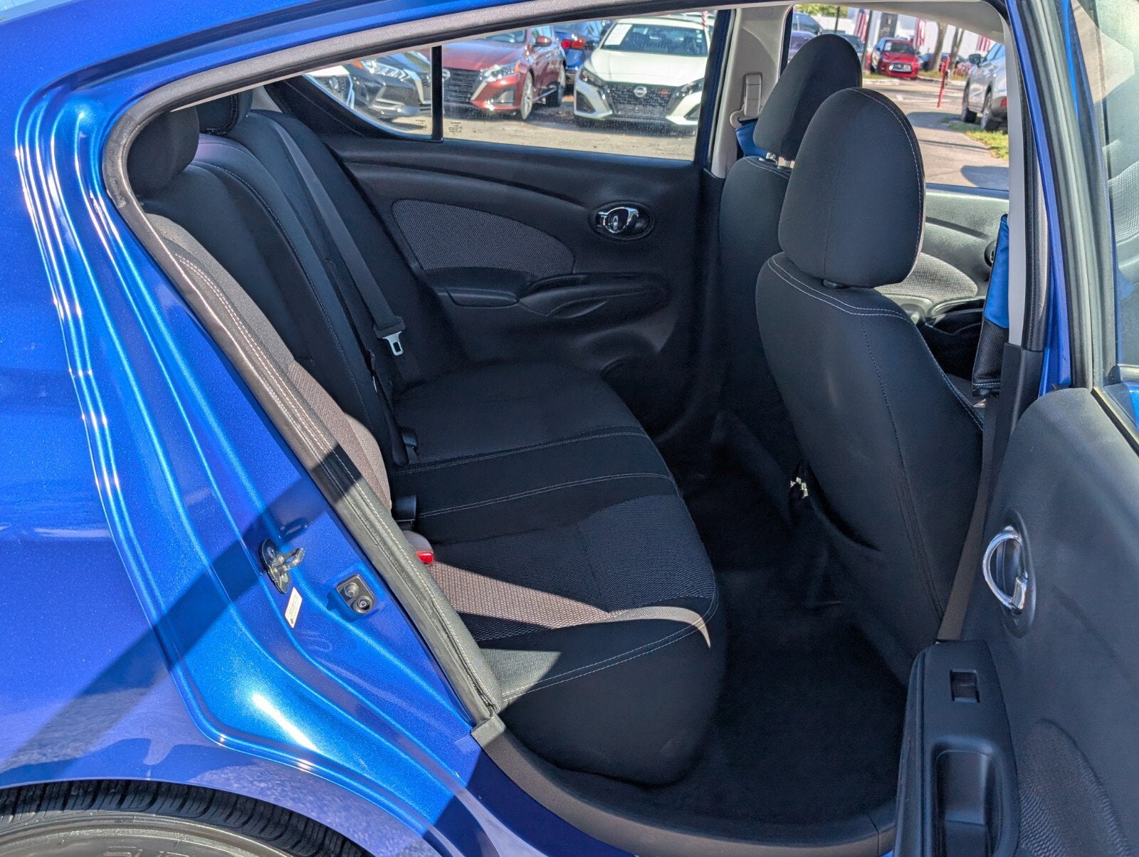 2015 Nissan Versa SV