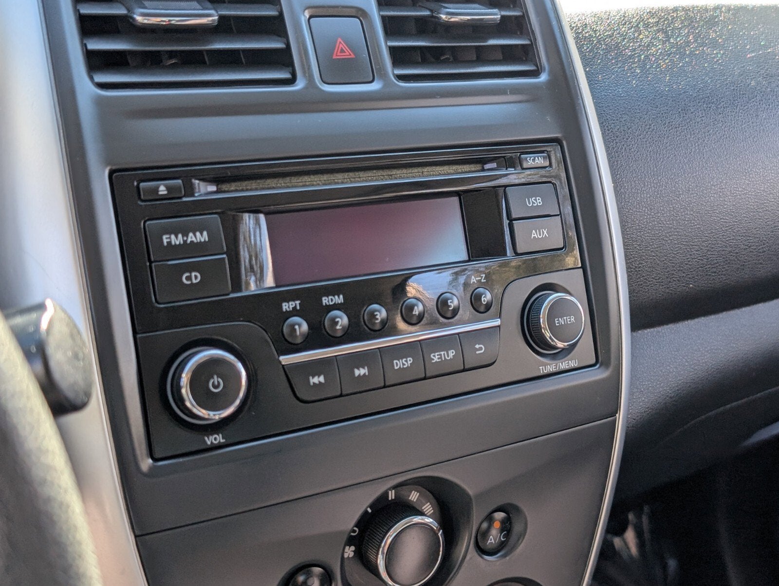 2015 Nissan Versa SV