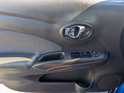 2015 Nissan Versa SV