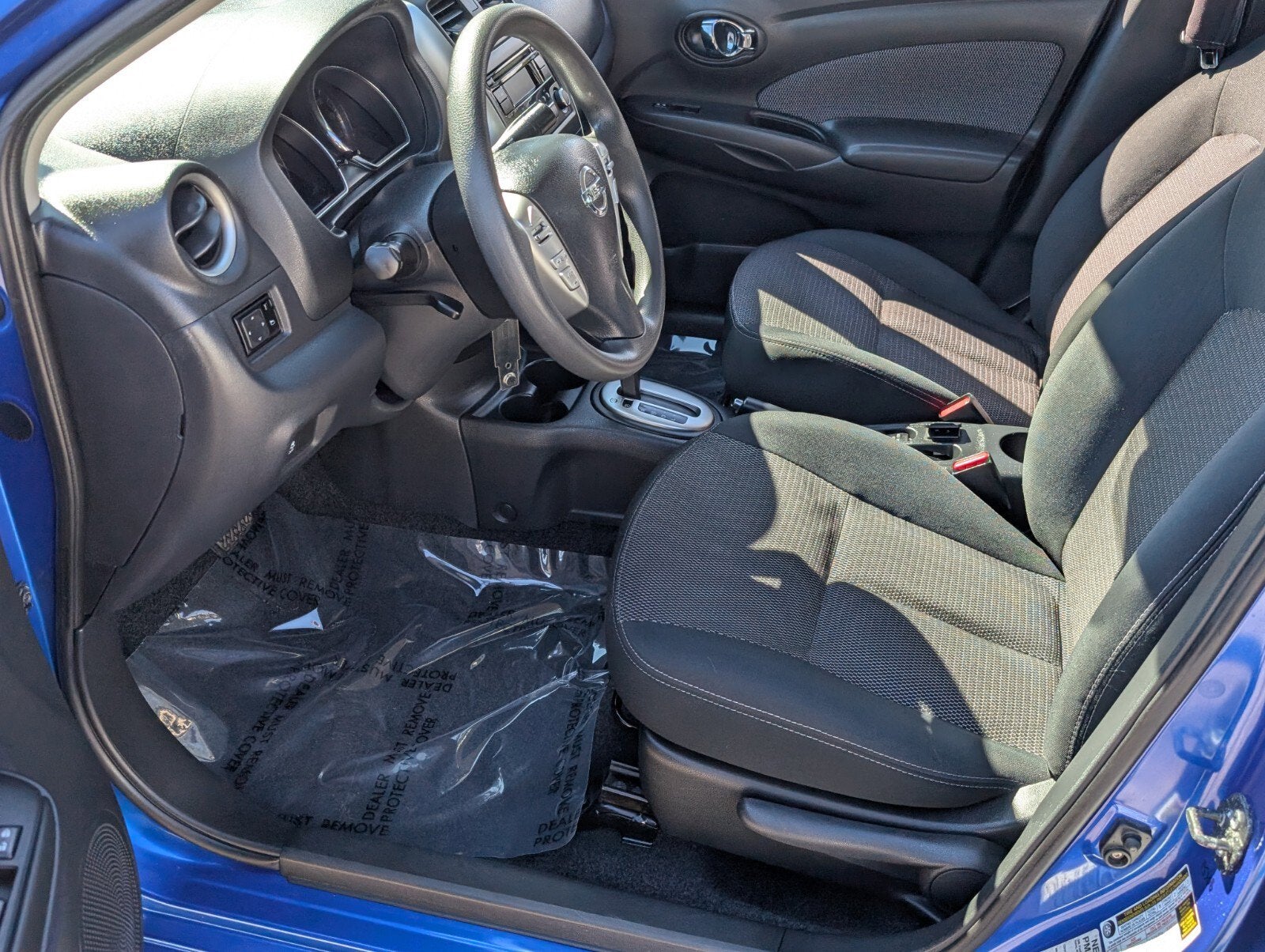 2015 Nissan Versa SV