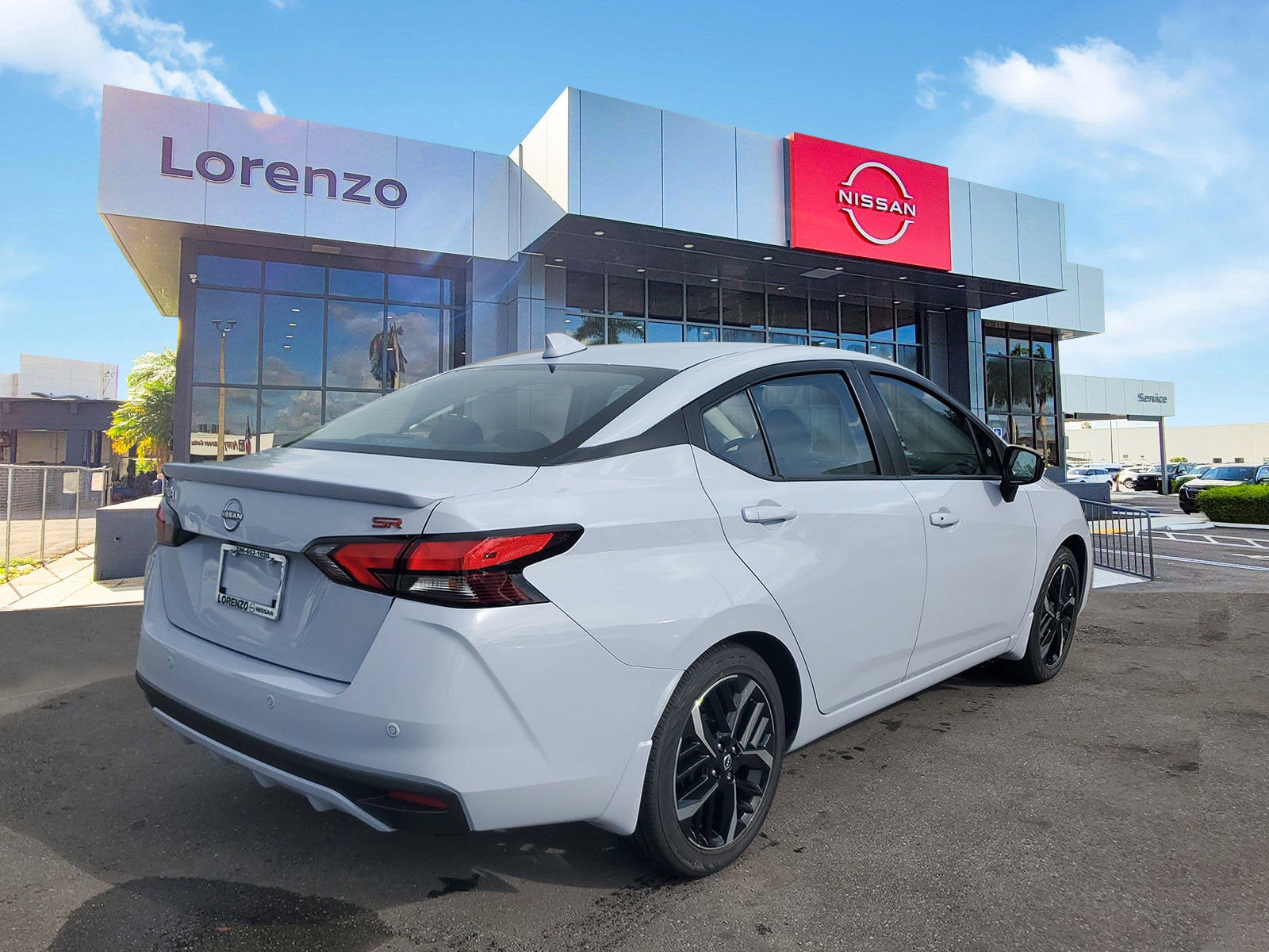 2025 Nissan Versa SR