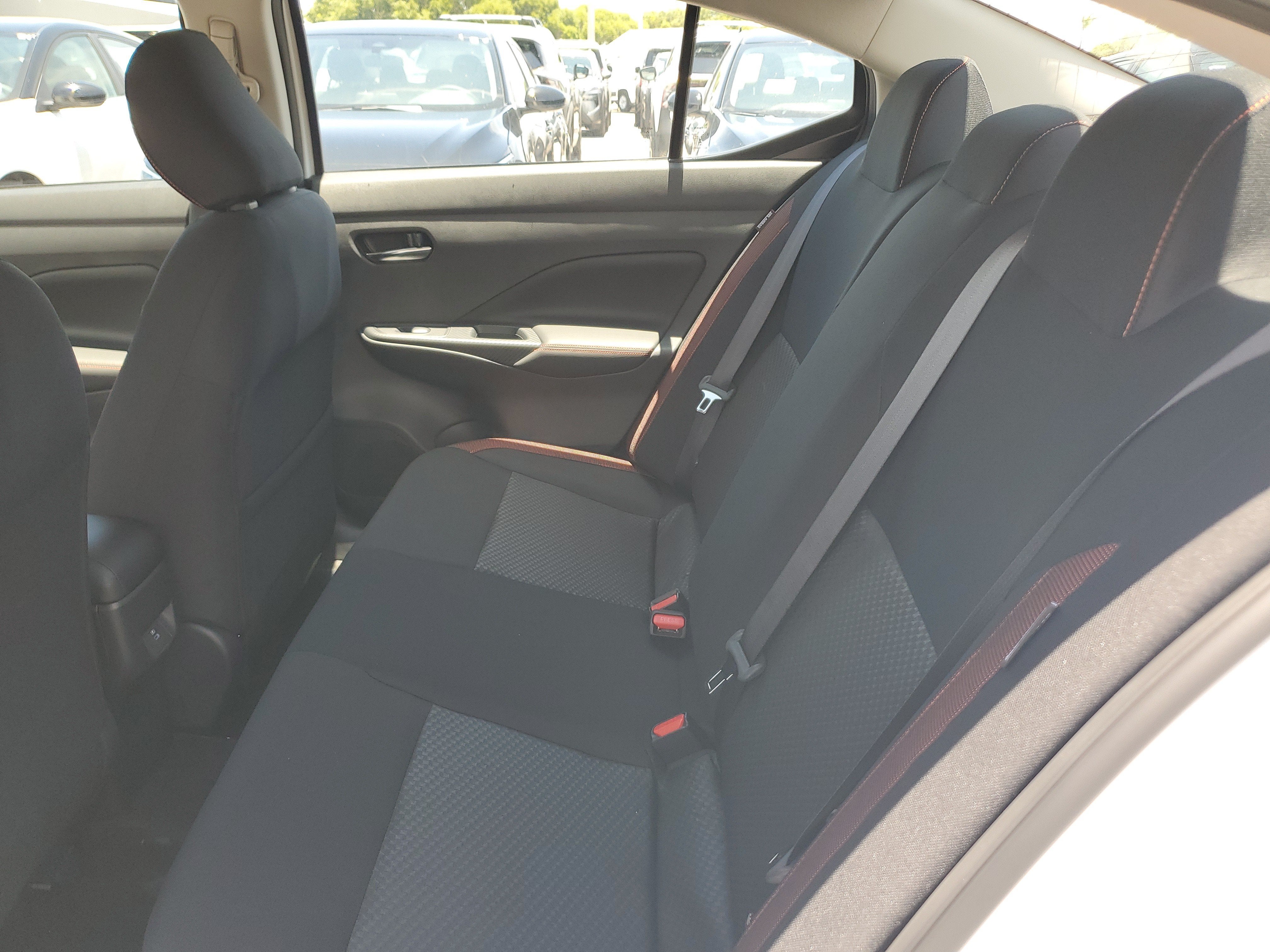 2025 Nissan Versa SR