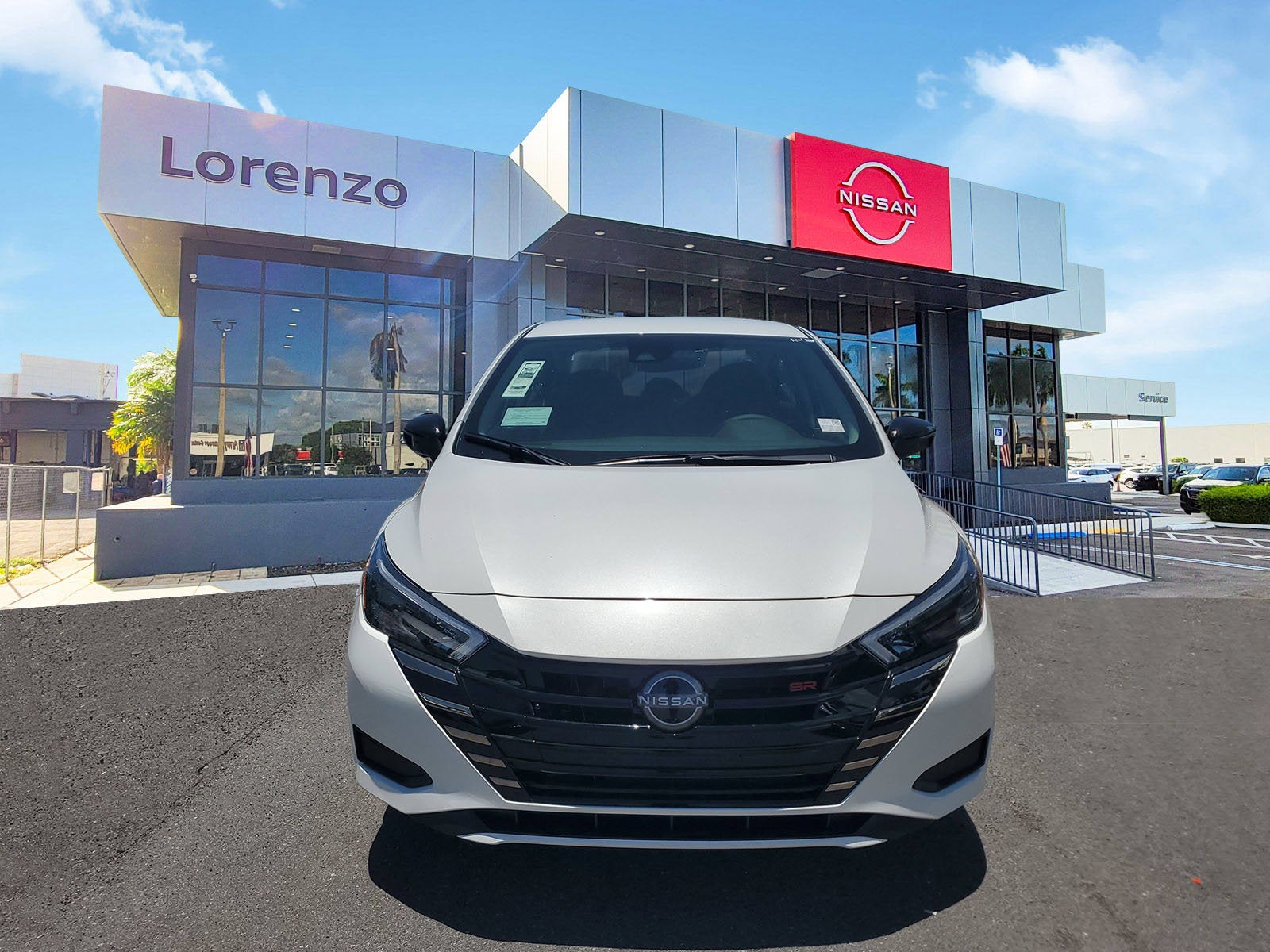 2025 Nissan Versa SR