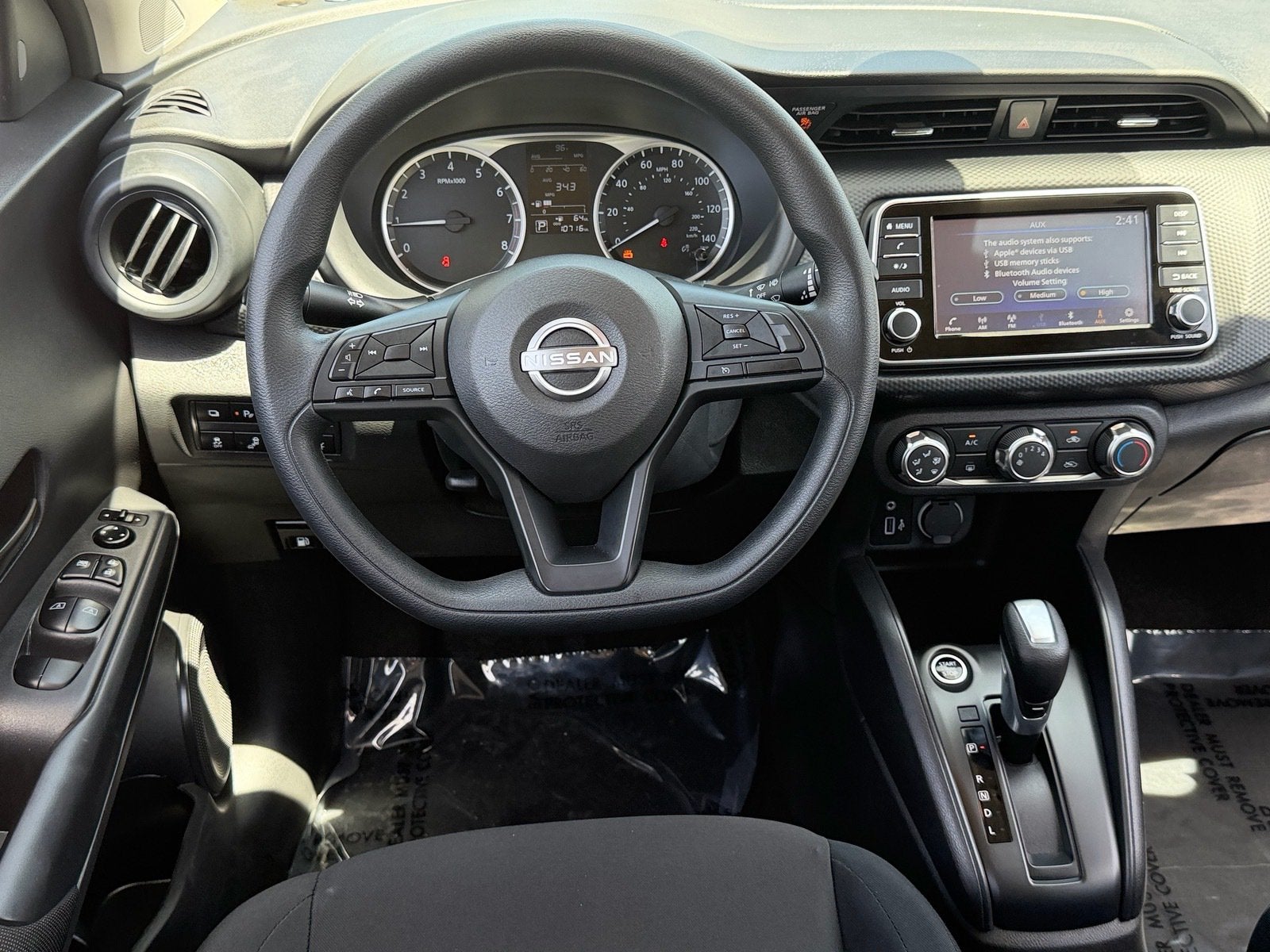 2025 Nissan Kicks Play S