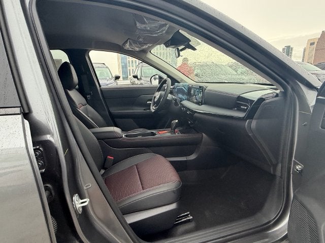 2027 Nissan Kicks SR