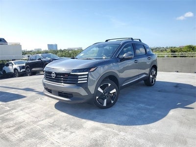 2025 Nissan Kicks SR