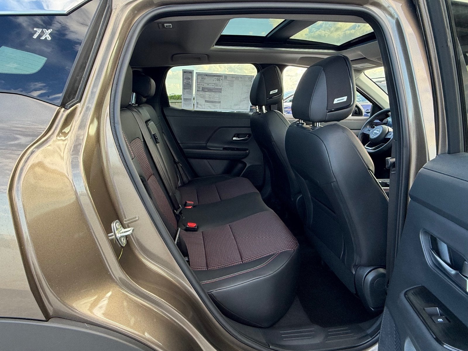 2027 Nissan Kicks SR