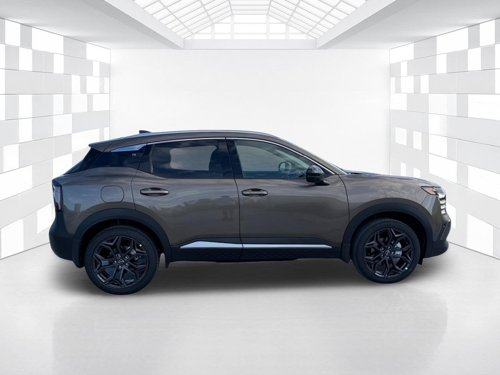 2027 Nissan Kicks SR