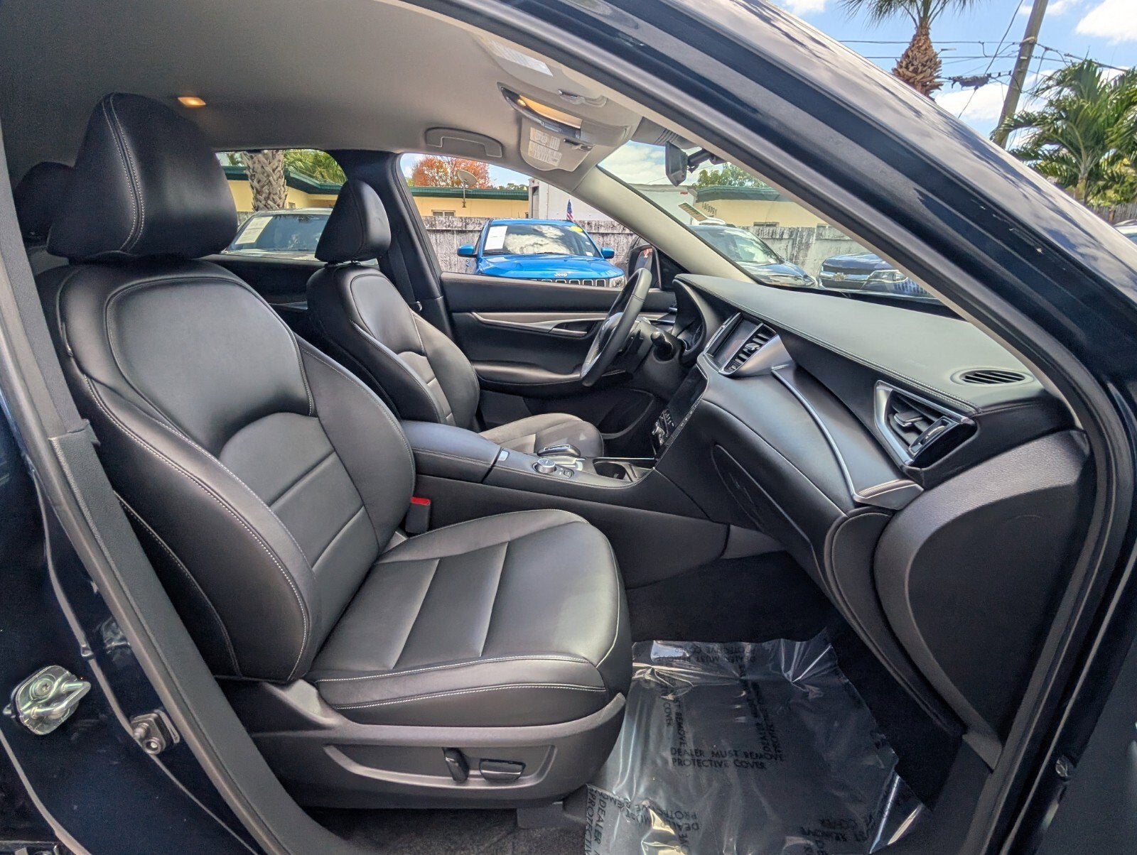 2023 INFINITI QX50 PURE