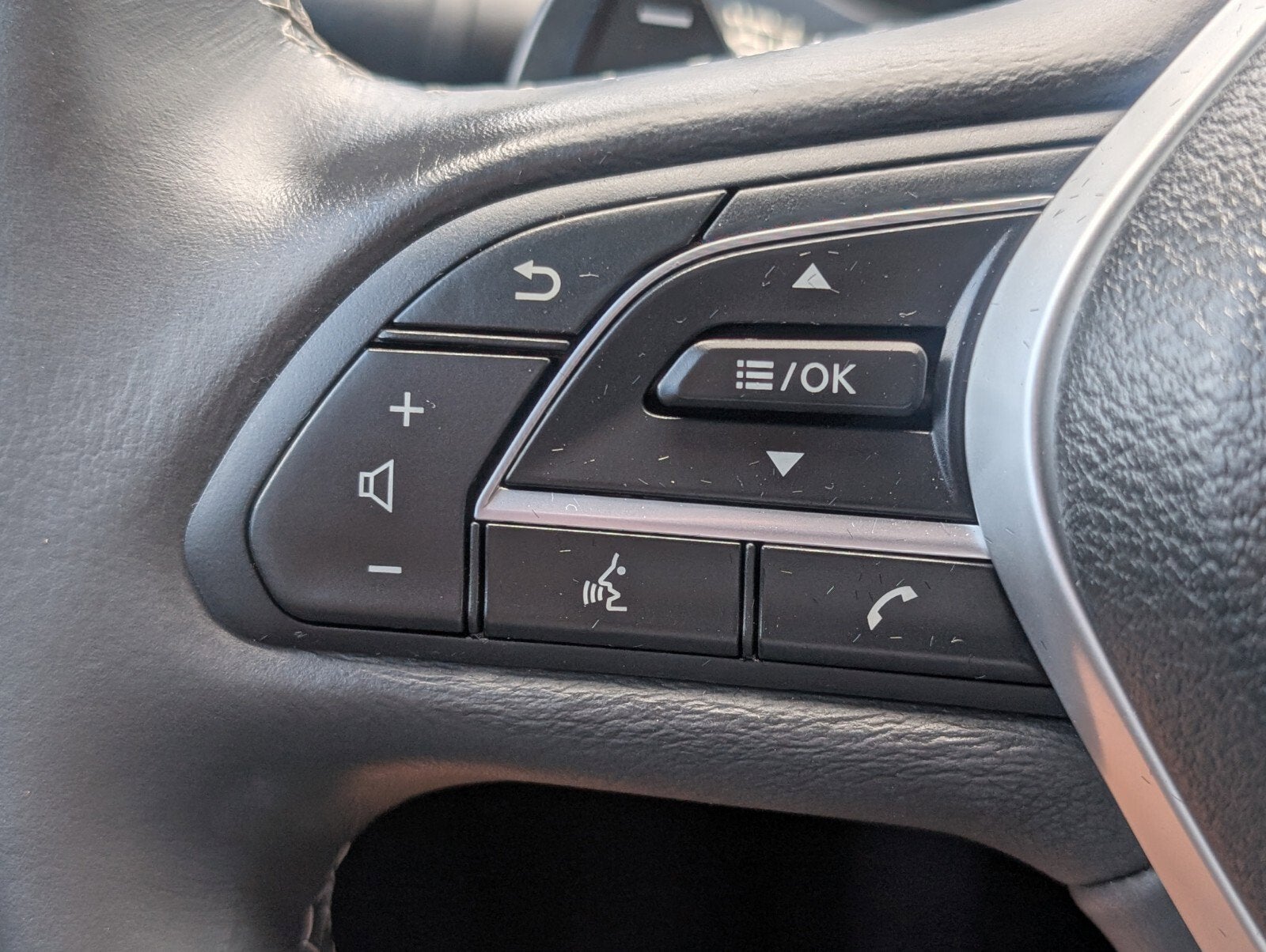 2023 INFINITI QX50 PURE