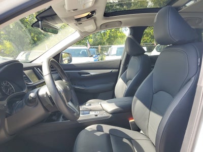2024 INFINITI QX50 LUXE