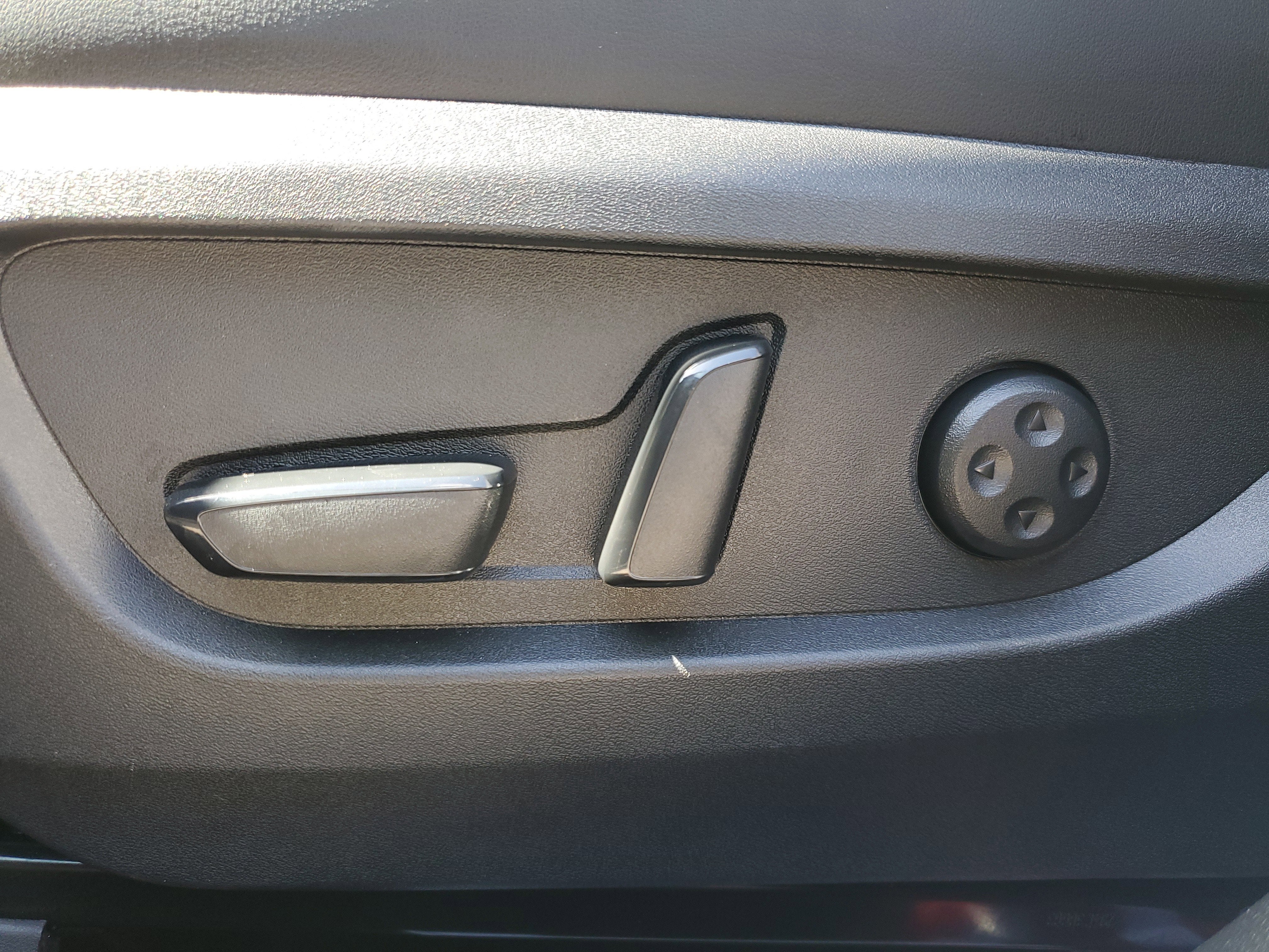 2024 INFINITI QX50 LUXE