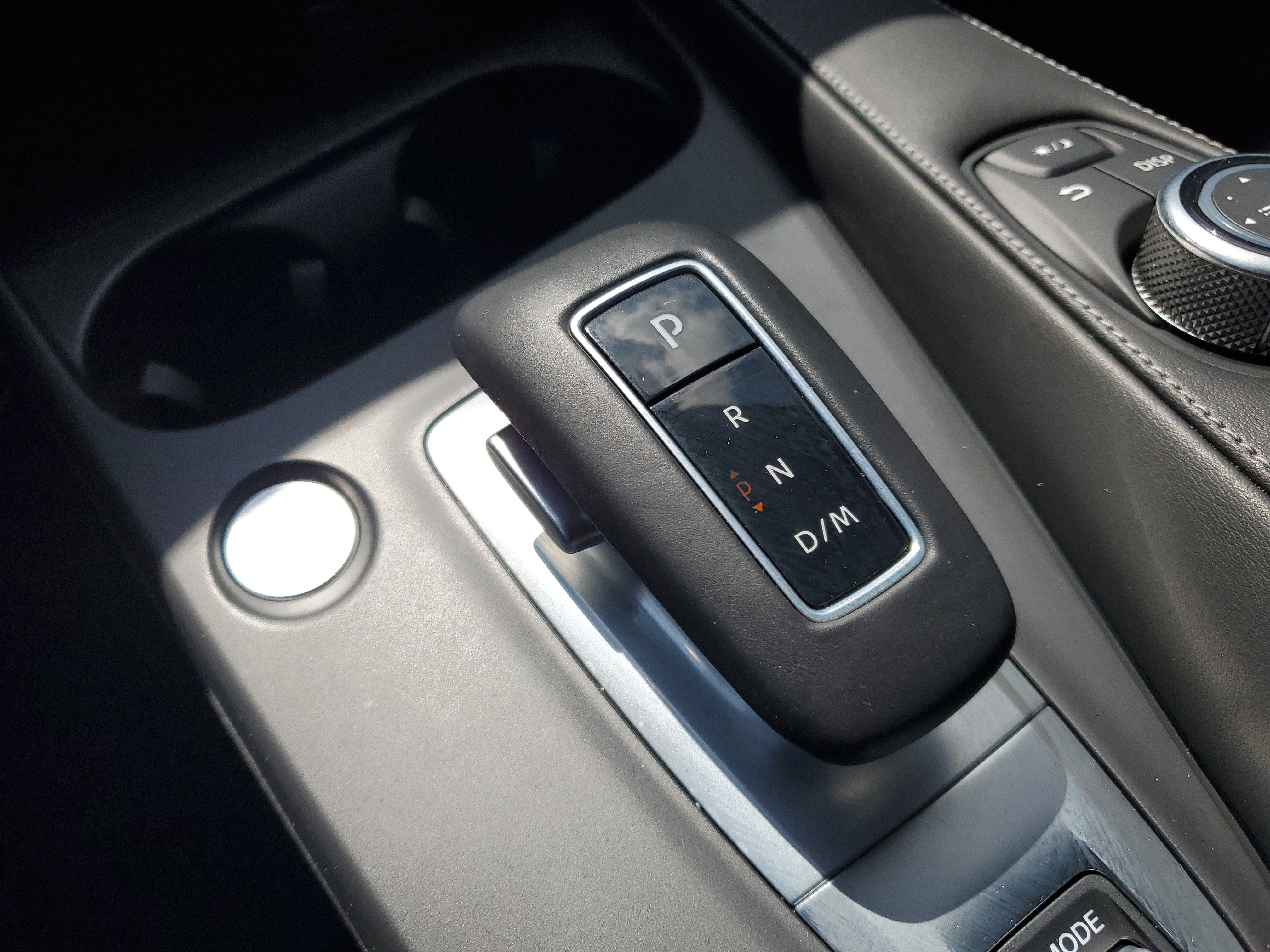 2024 INFINITI QX50 LUXE