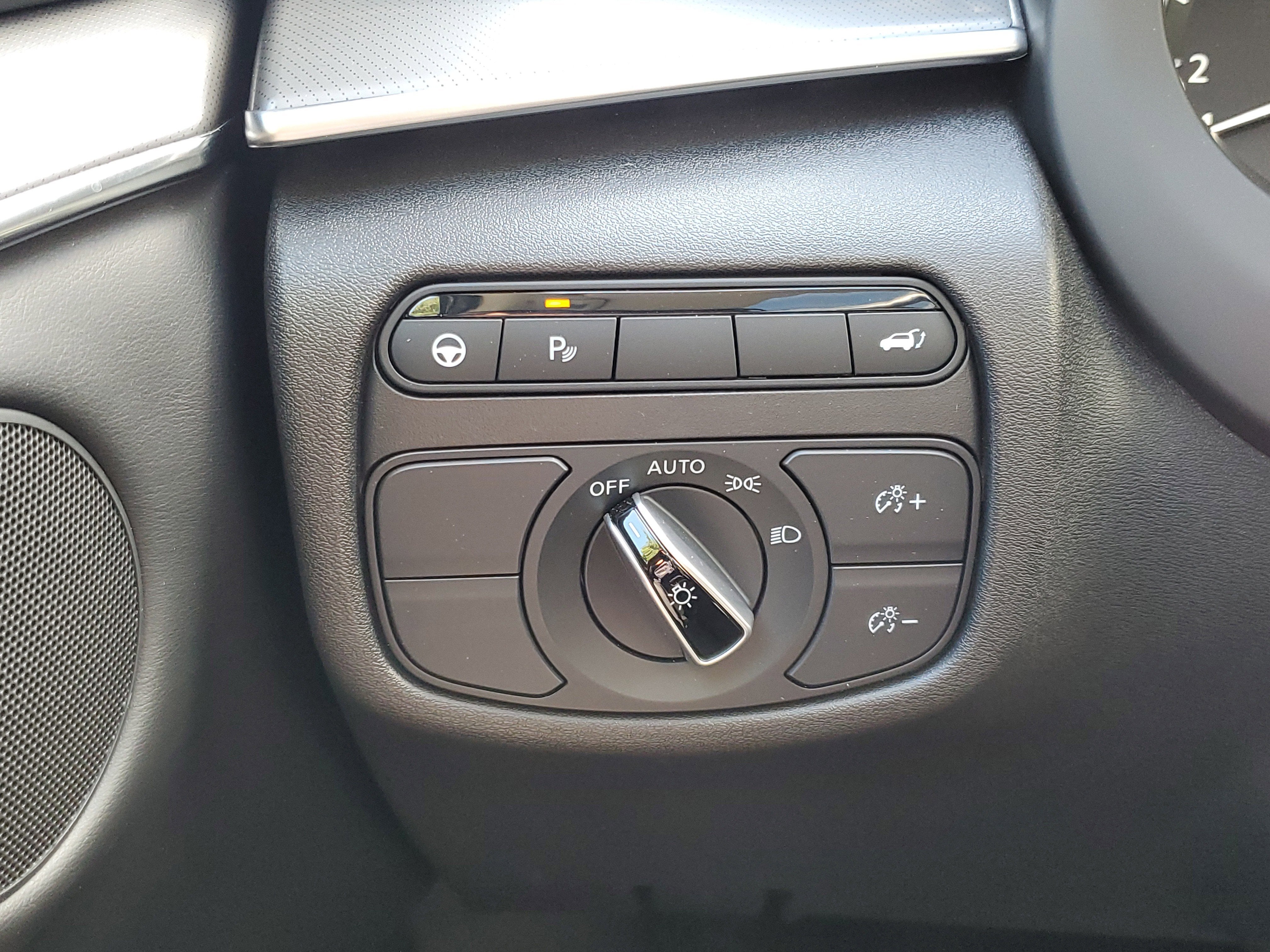 2024 INFINITI QX50 LUXE