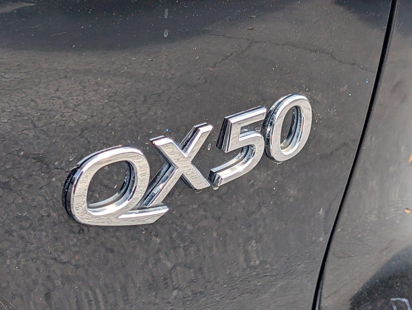 2021 INFINITI QX50 LUXE
