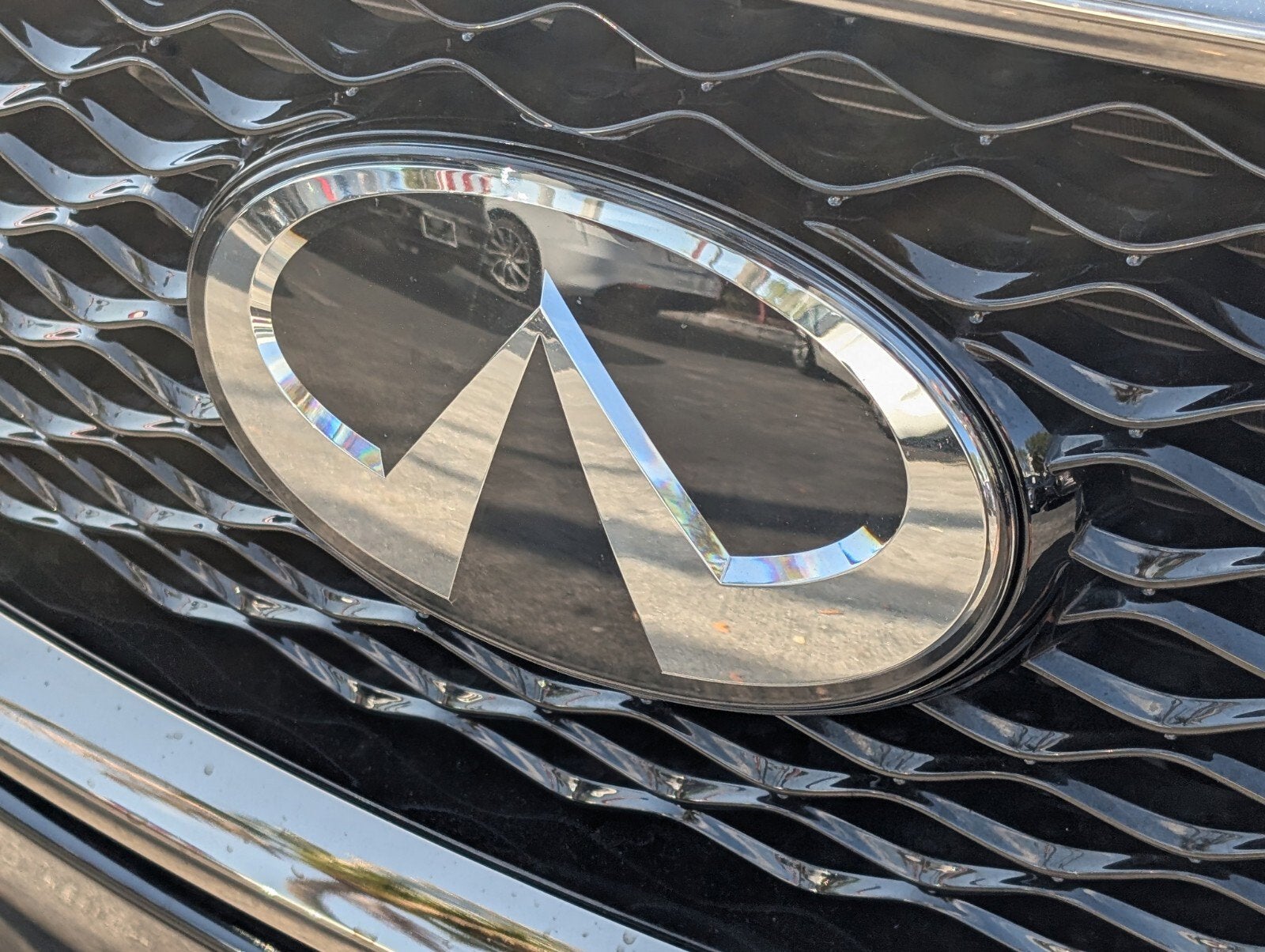 2021 INFINITI QX50 LUXE