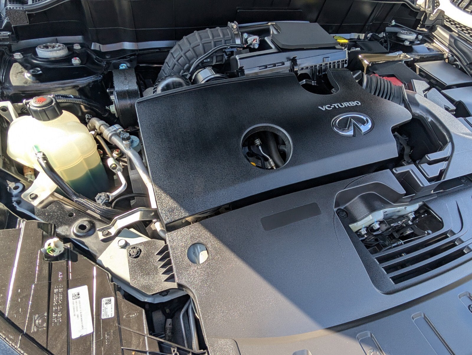 2021 INFINITI QX50 LUXE