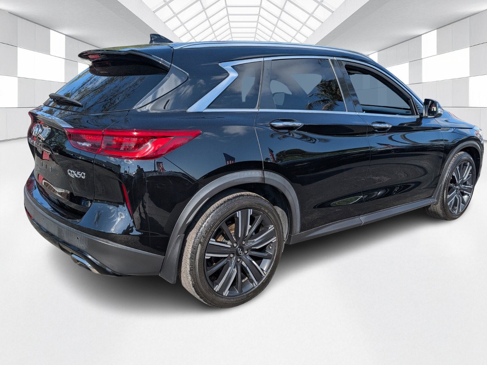 2021 INFINITI QX50 LUXE
