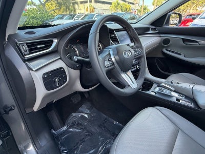 2023 INFINITI QX50 LUXE