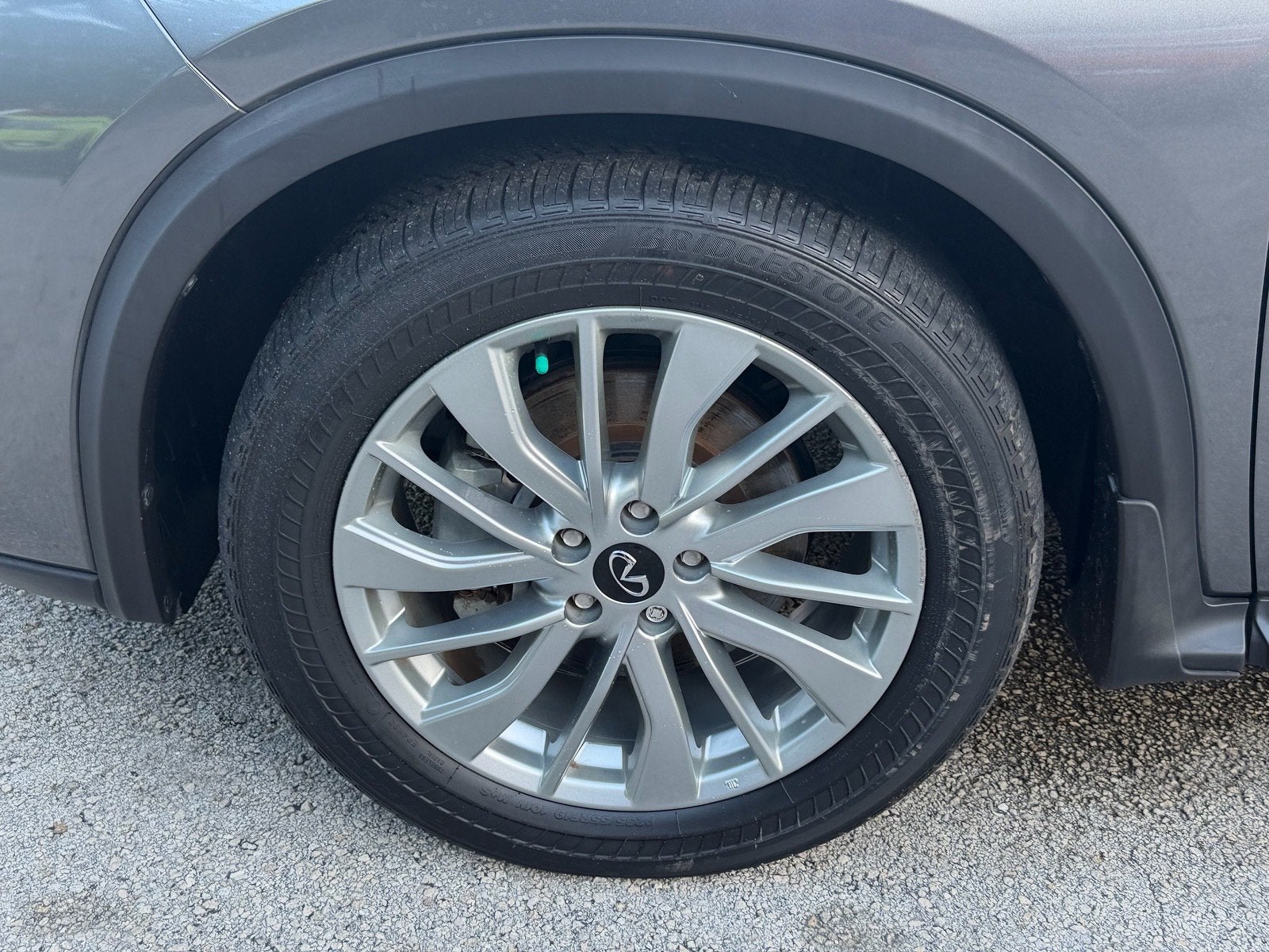 2023 INFINITI QX50 LUXE