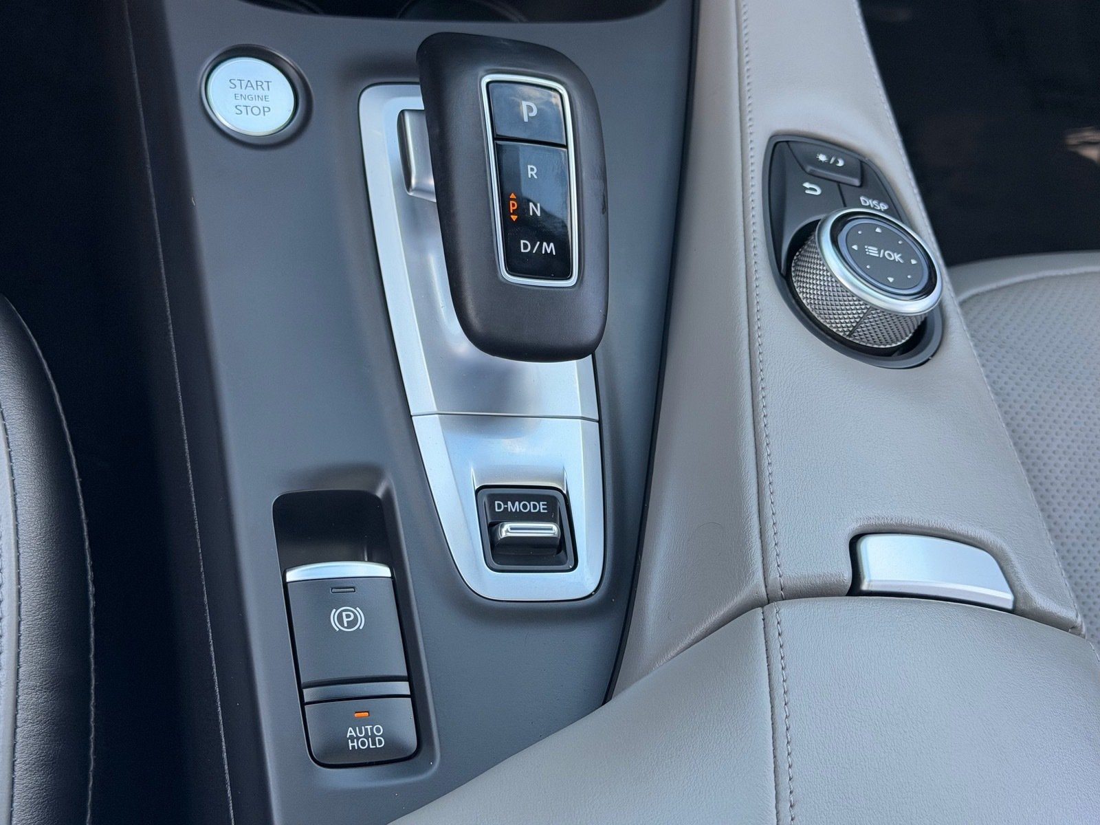 2023 INFINITI QX50 LUXE