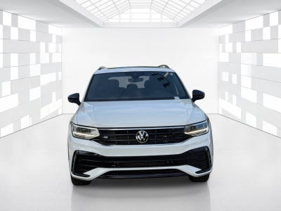 2022 Volkswagen Tiguan SE R-Line Black