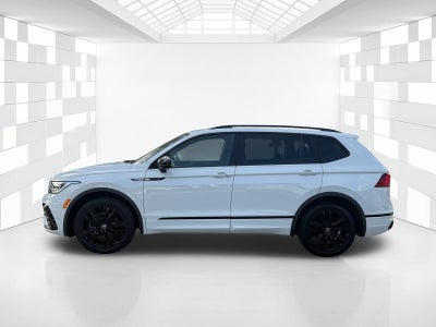 2022 Volkswagen Tiguan SE R-Line Black