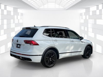 2022 Volkswagen Tiguan SE R-Line Black