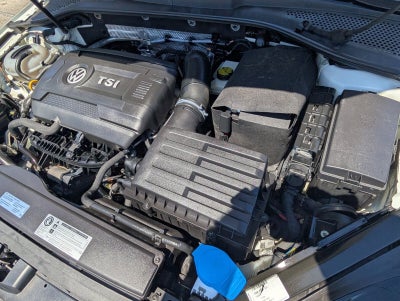 2017 Volkswagen Golf Wolfsburg Edition