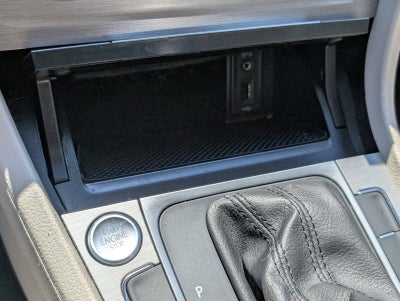 2017 Volkswagen Golf Wolfsburg Edition
