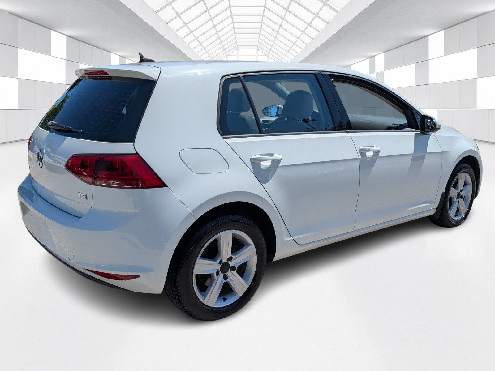 2017 Volkswagen Golf Wolfsburg Edition