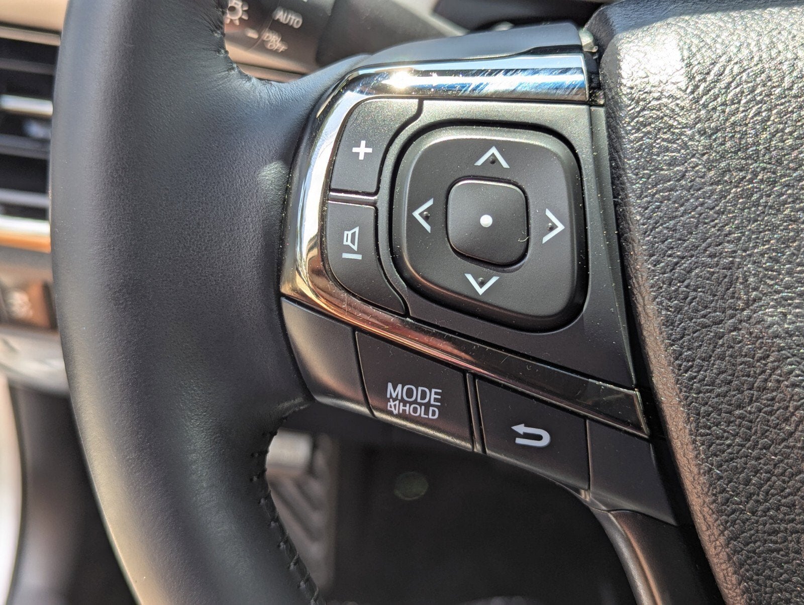 2016 Toyota Avalon Hybrid Limited