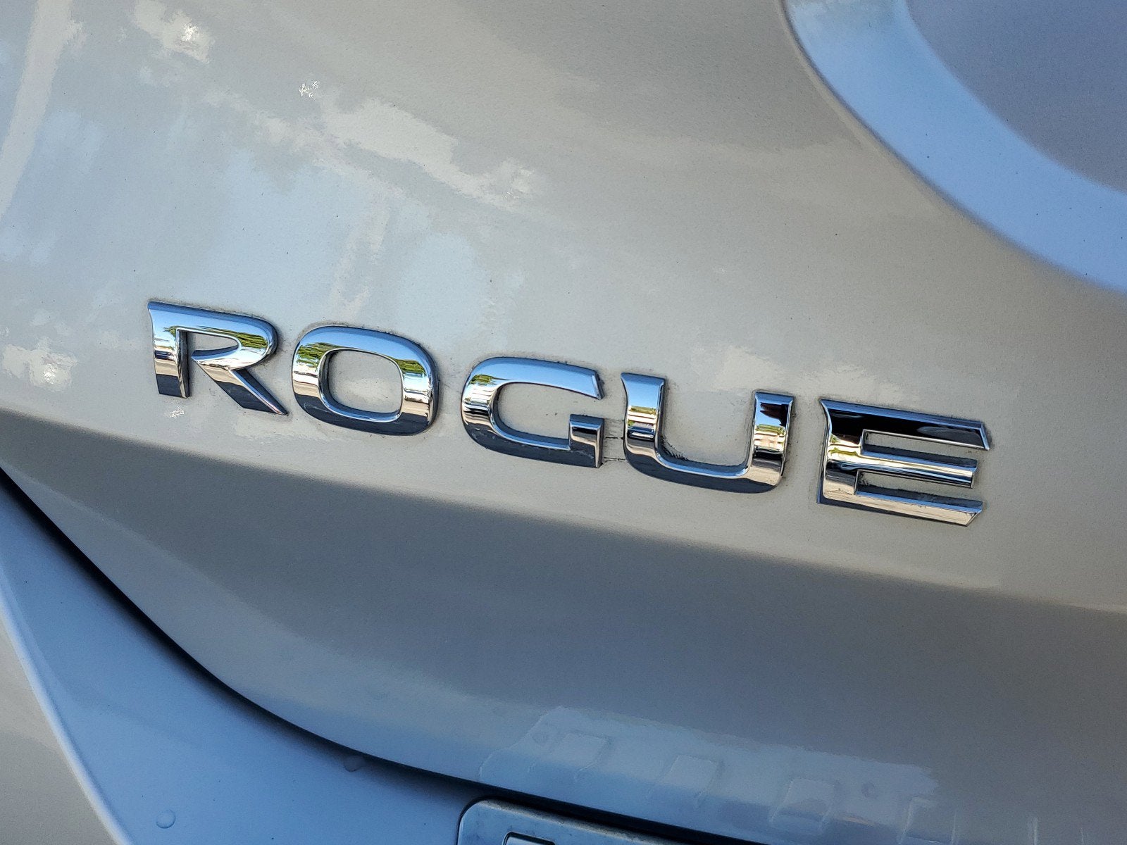 2019 Nissan Rogue S