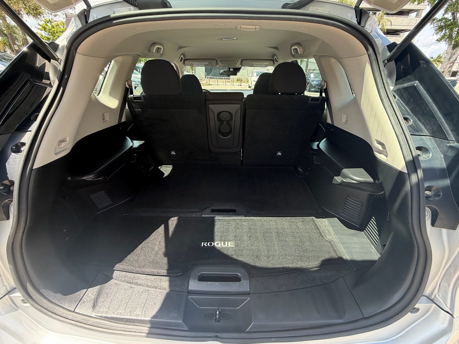 2020 Nissan Rogue S