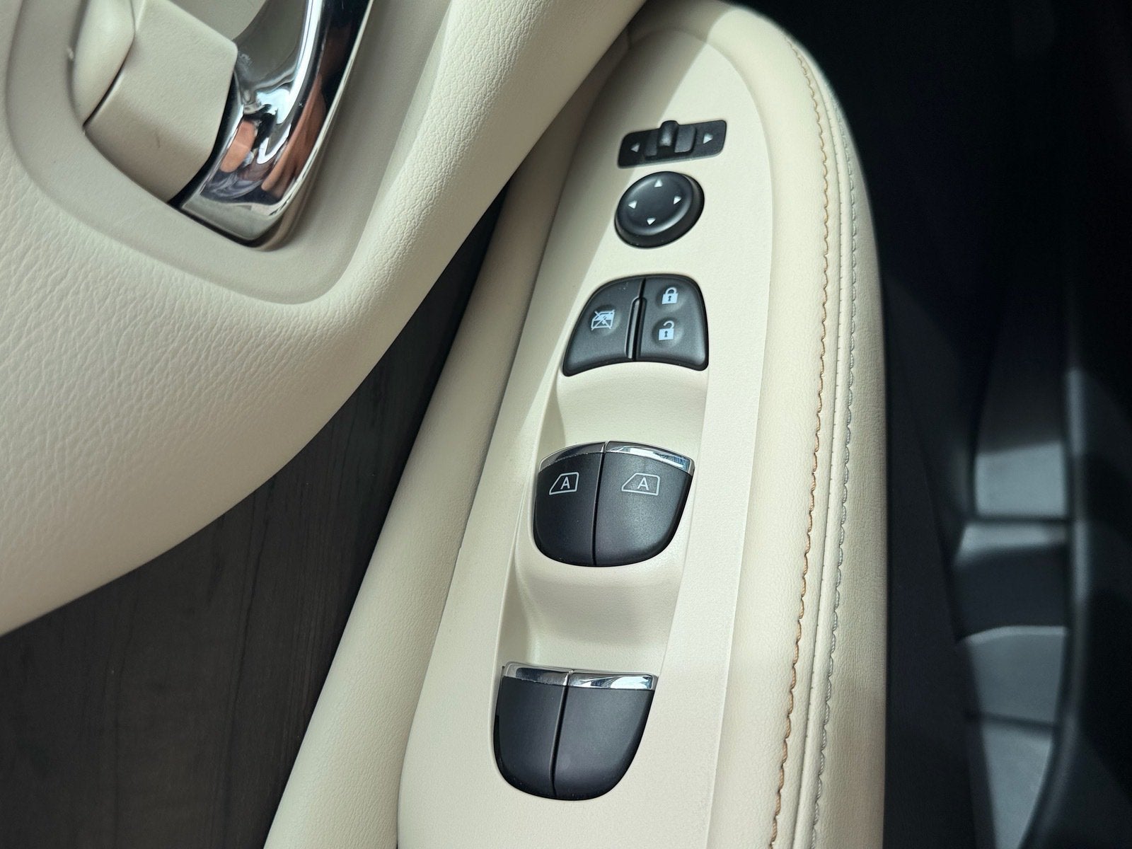 2023 Nissan Murano Platinum
