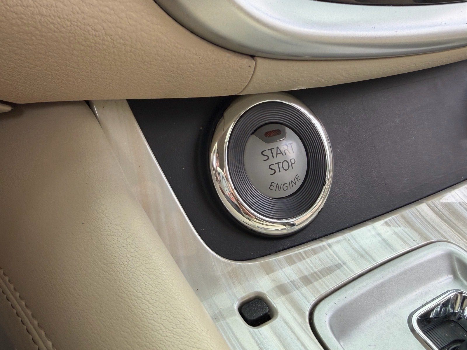 2016 Nissan Murano SV