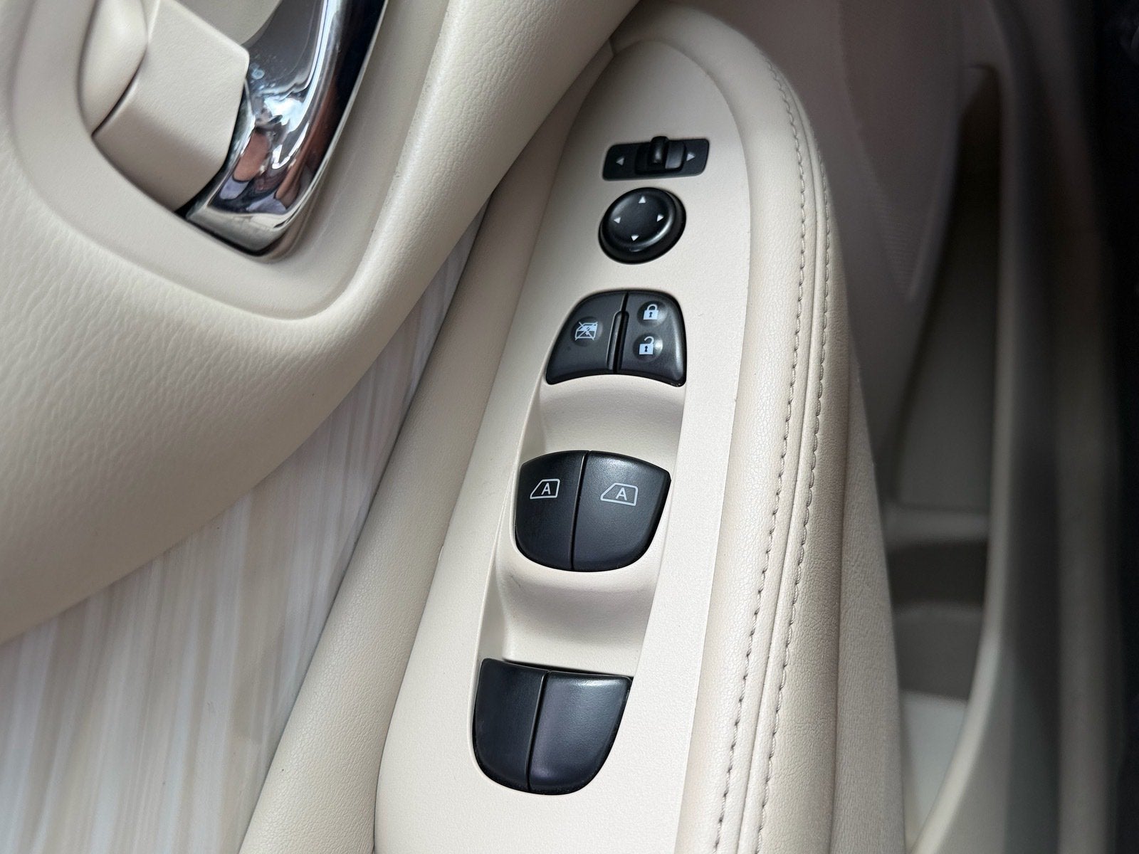 2016 Nissan Murano SV