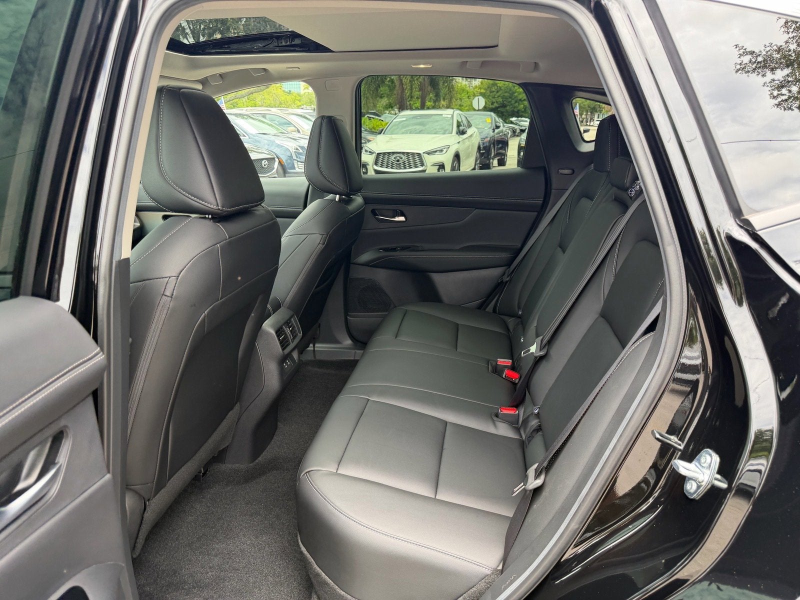 2025 Nissan Murano SL