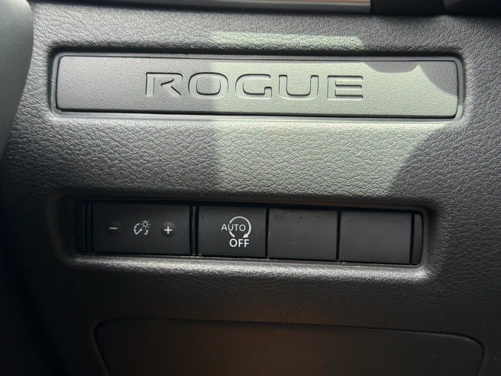 2025 Nissan Rogue S