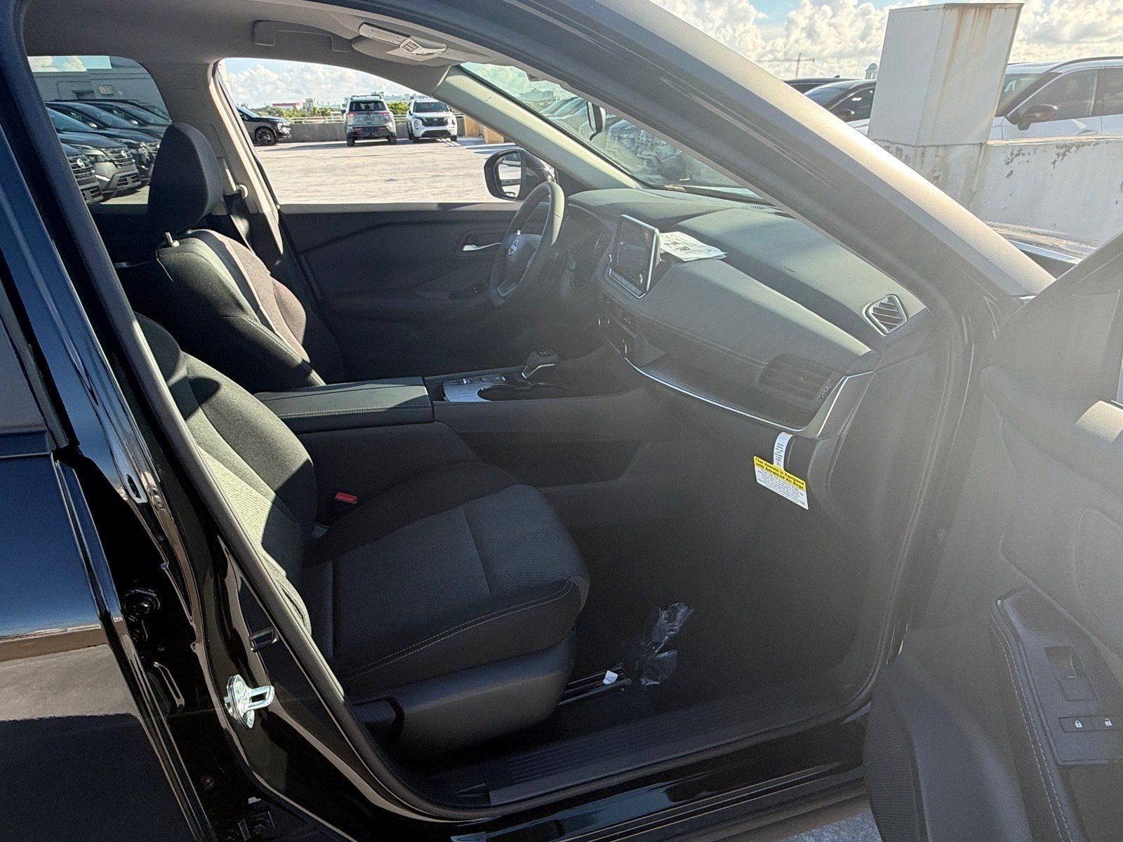 2027 Nissan Rogue SV