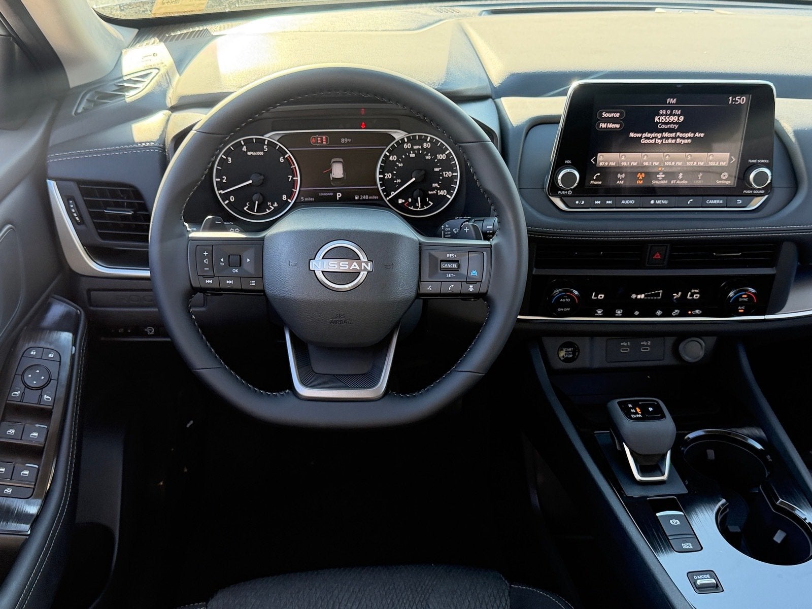 2027 Nissan Rogue SV