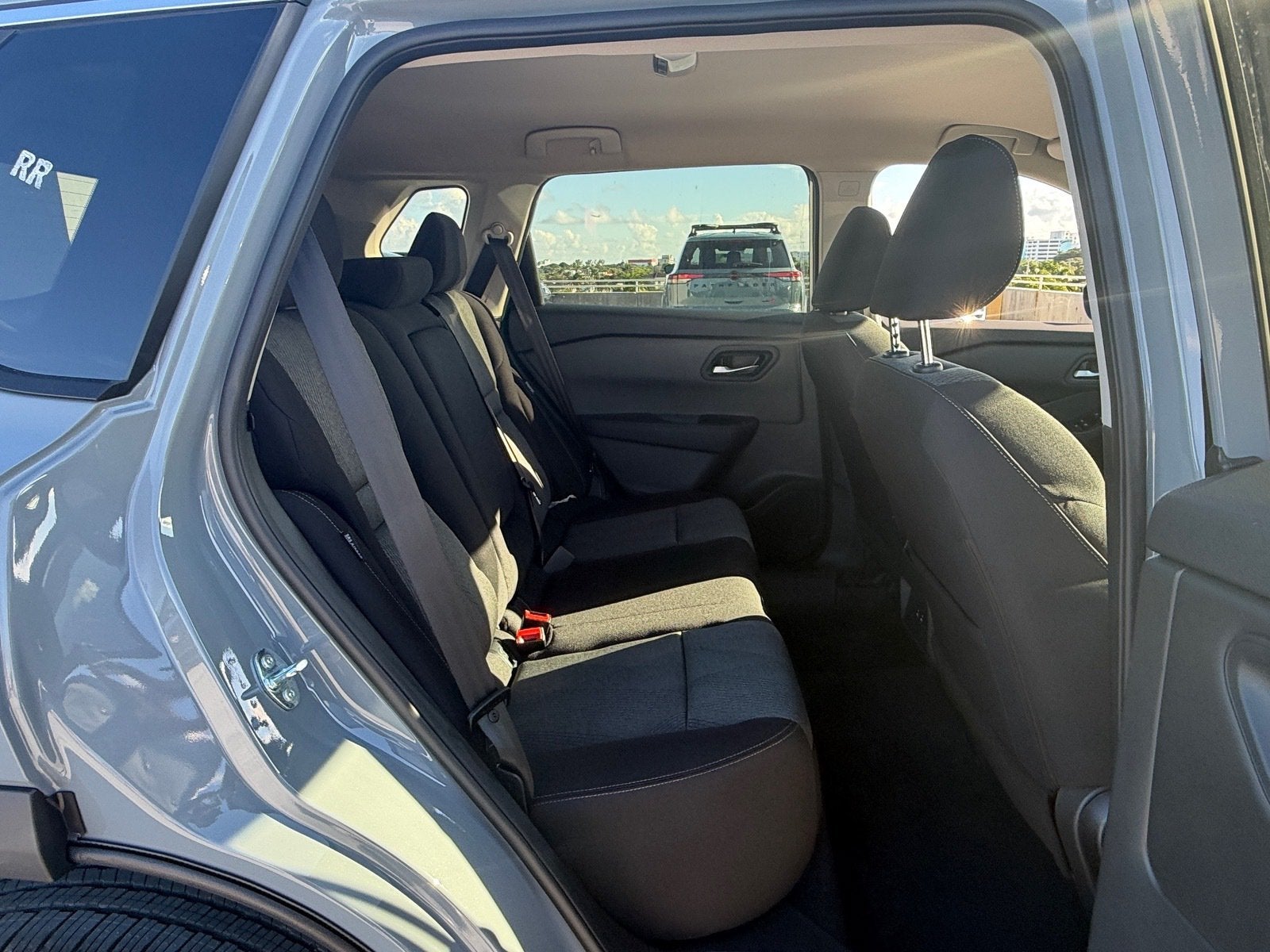 2027 Nissan Rogue SV