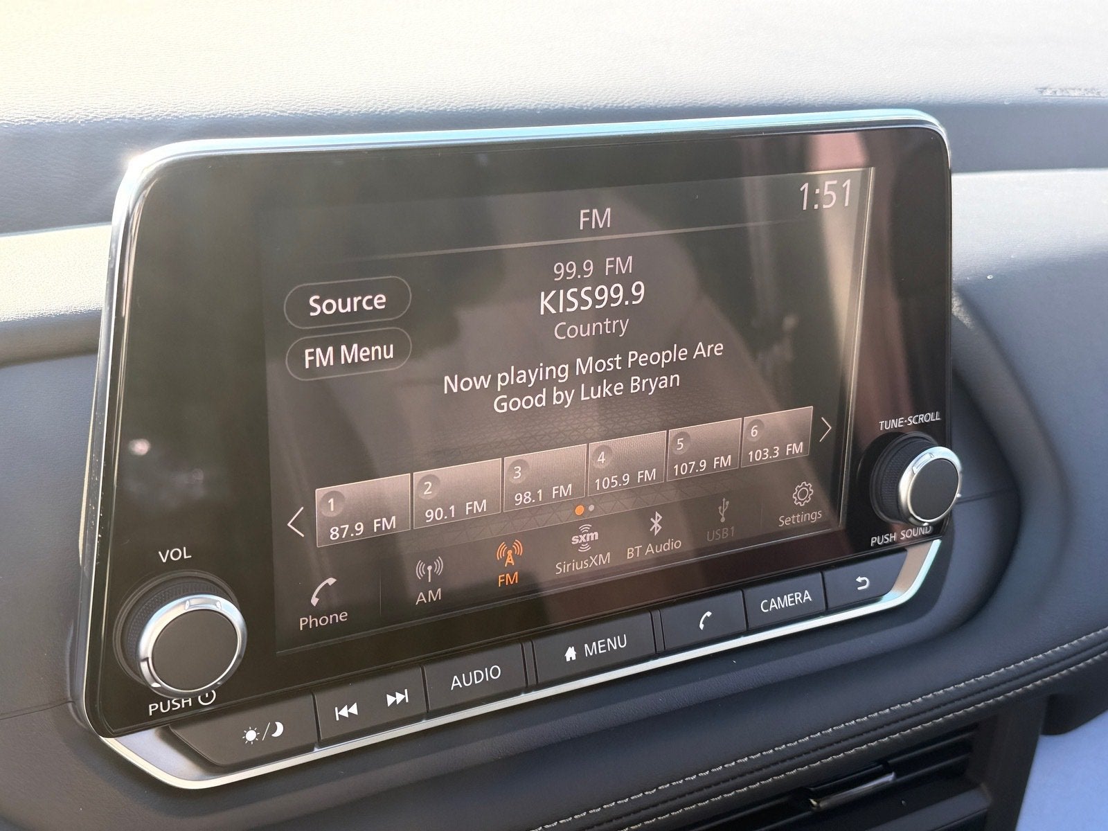 2027 Nissan Rogue SV