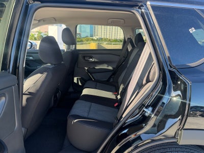 2027 Nissan Rogue SV