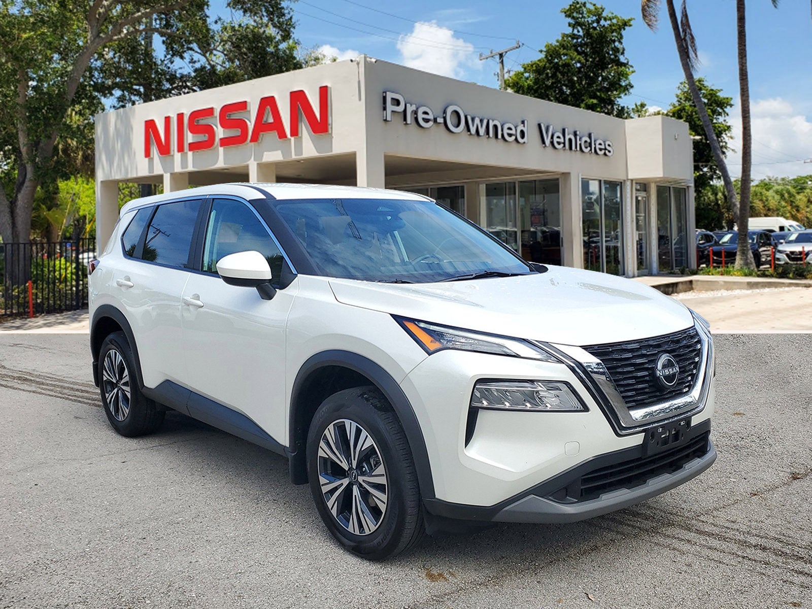2023 Nissan Rogue SV